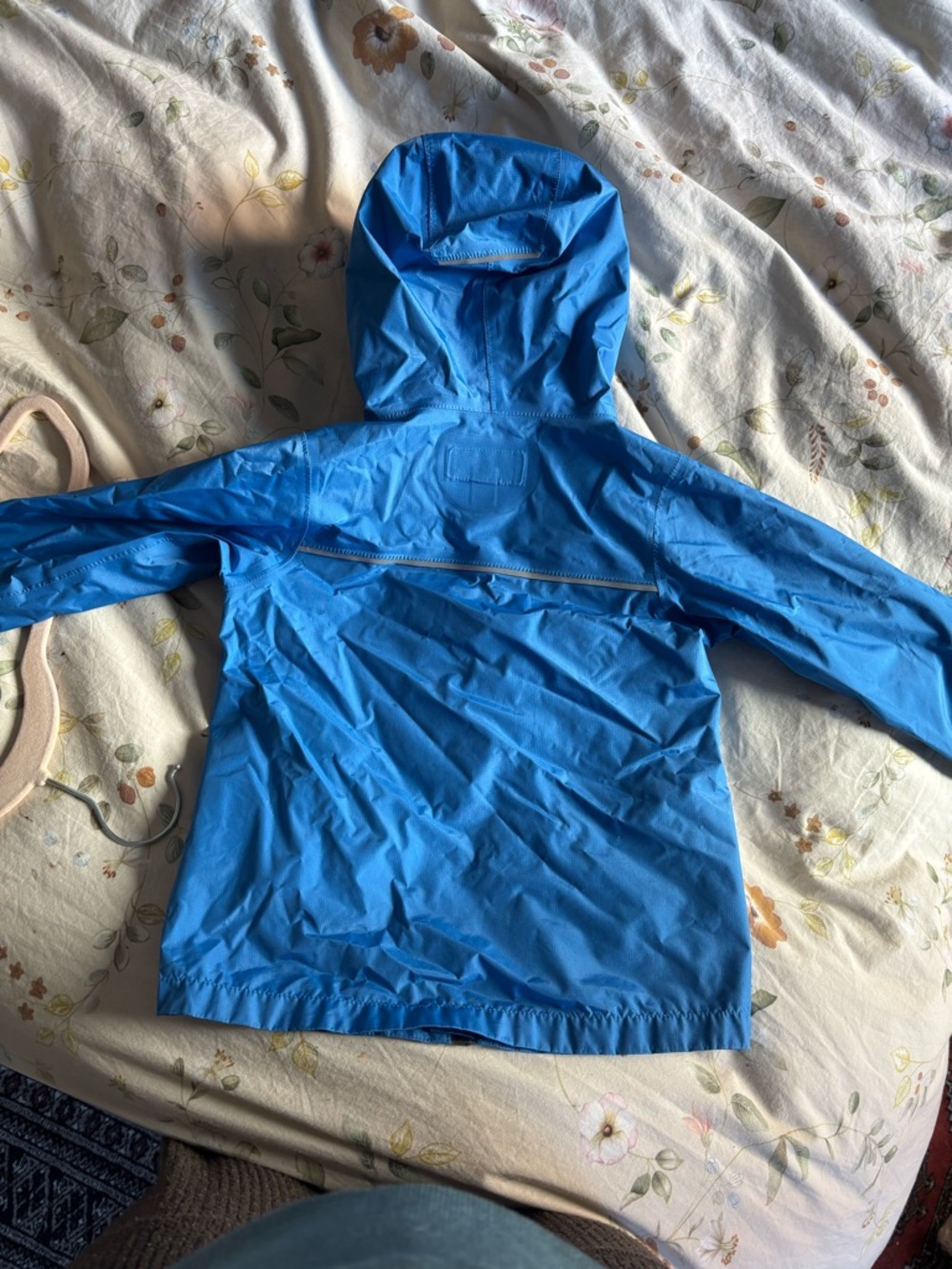 Patagonia Bright Blue Kids Hooded Rain Jacket windbreaker 2t - Picture 4 of 6